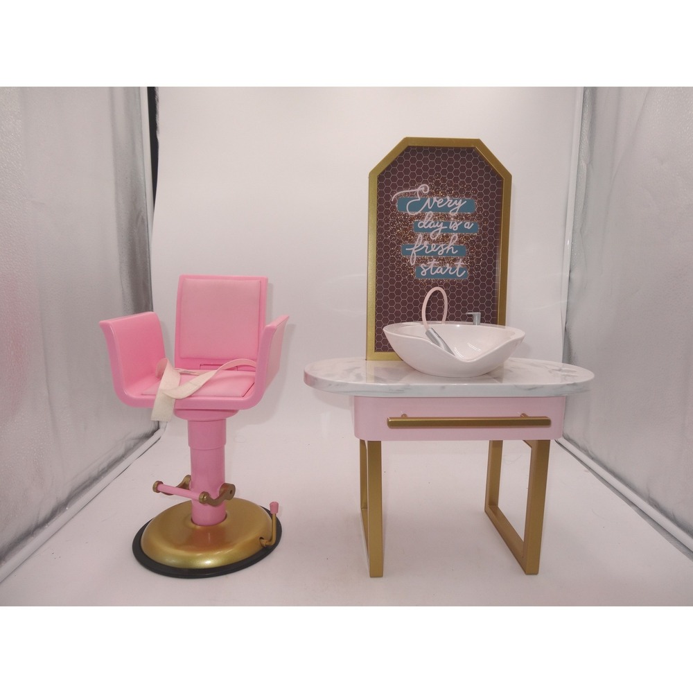 American Girl Truly Me Dolled Up Salon Station and Salon Chair Set Pink Gold